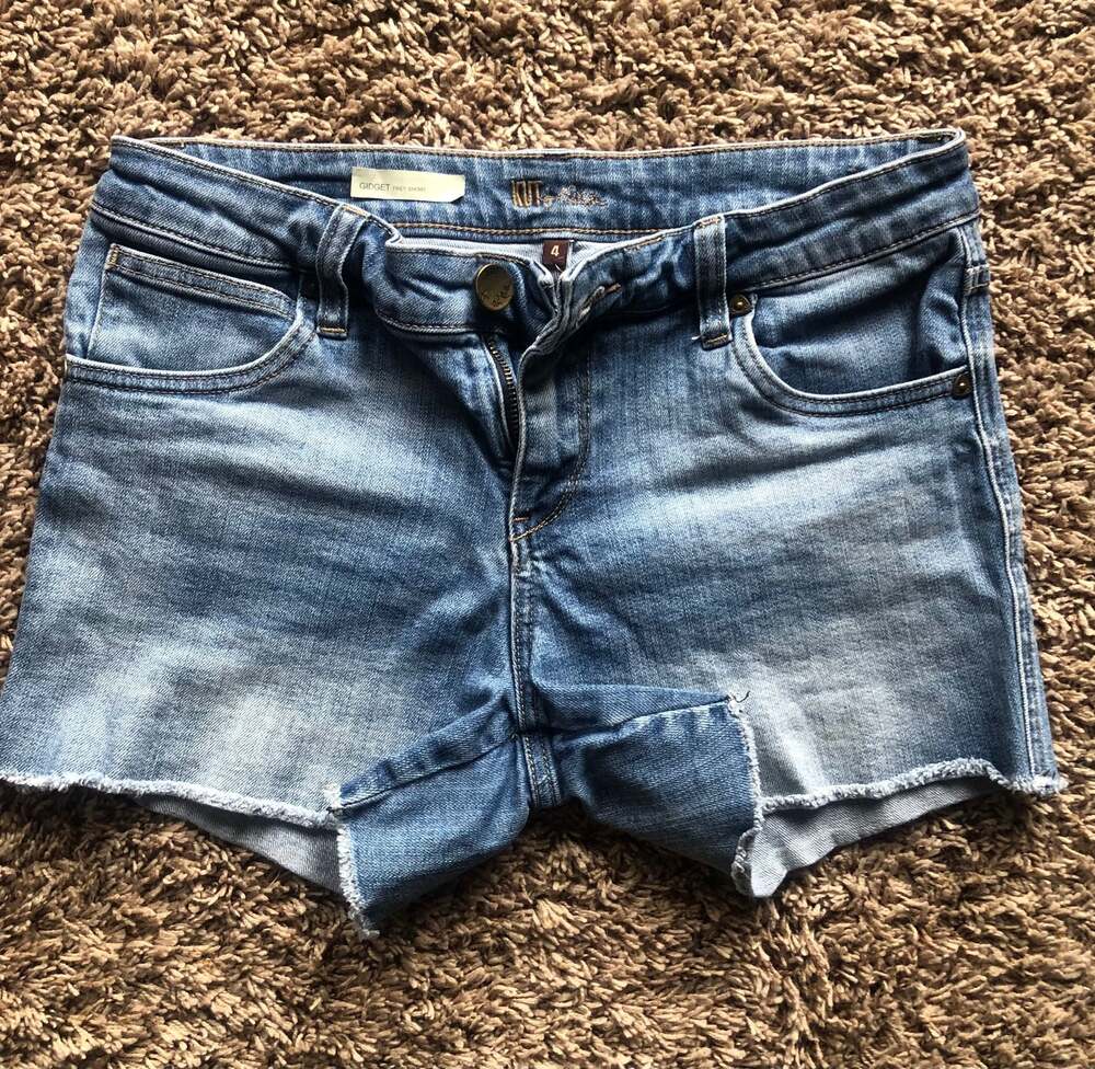 KUT from the Kloth Gidget Frey Denim Shorts Size 4
